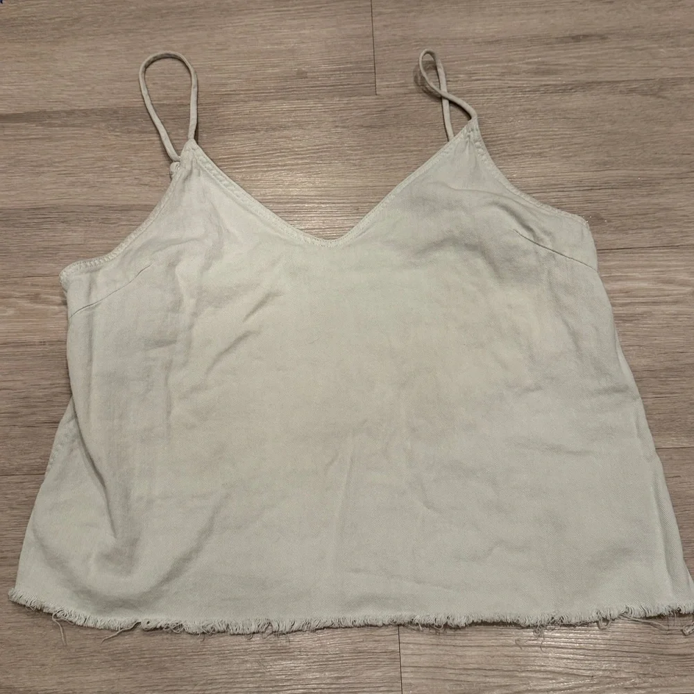 Aritzia Wilfred Tank Top Cream - Picture 1 of 3